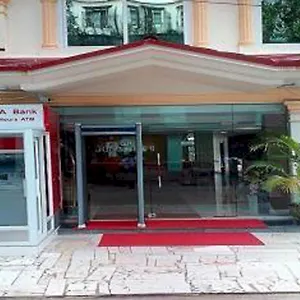 3* Hotel 51